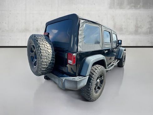 Used 2017 Jeep Wrangler Unlimited Sport w/ Max Tow Package image 5
