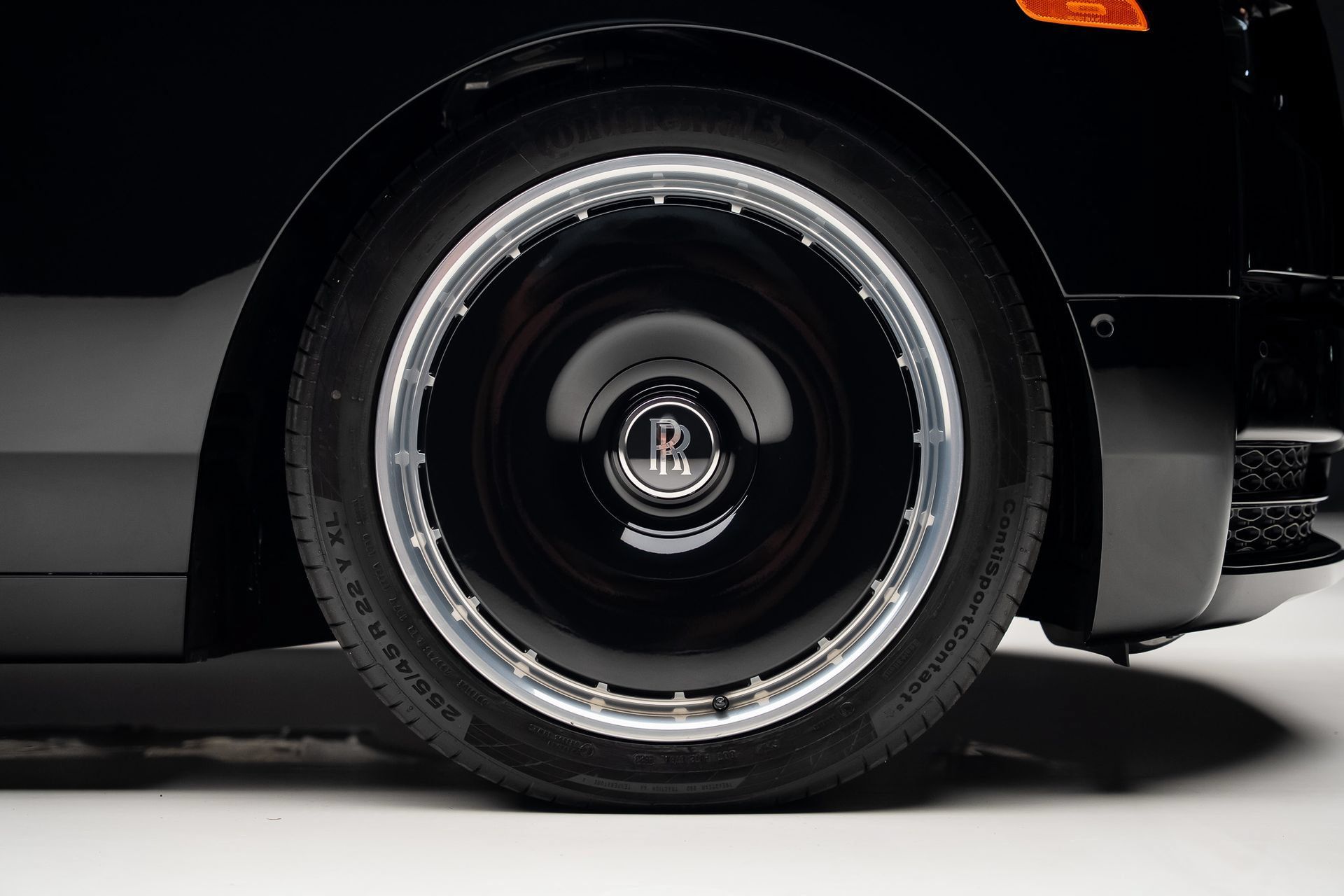 Used 2024 Rolls-Royce Phantom Extended Wheelbase RWD image 38