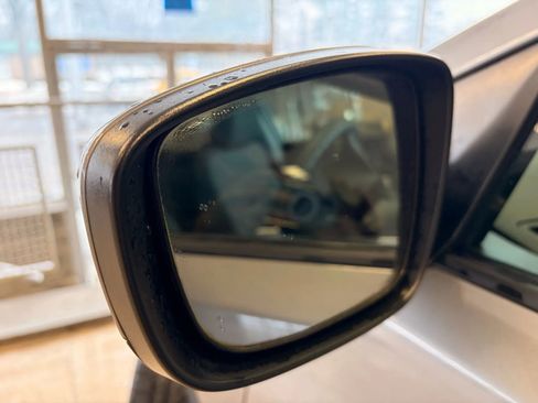 Used 2013 Hyundai Elantra GLS w/ Preferred Pkg image 31