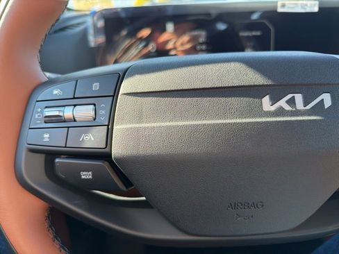 New 2026 Kia Sportage X-Line w/ X-Line Technology Package image 20