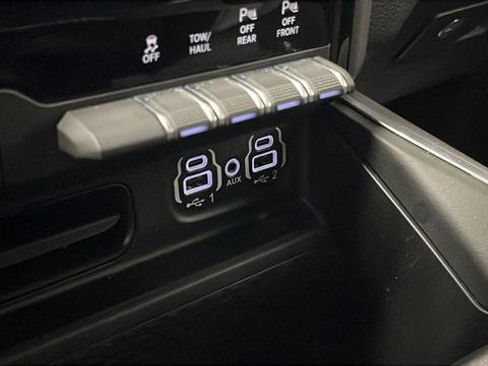 Used 2023 RAM 1500 Big Horn image 42