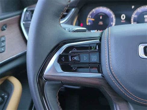 New 2025 Jeep Grand Cherokee Summit w/ Obsidian Package image 25