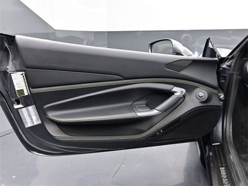 Used 2022 Ferrari F8 Tributo image 12