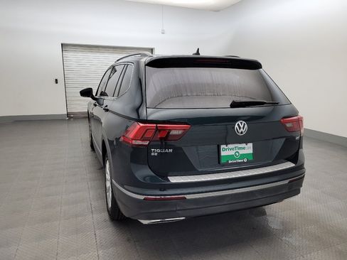 Used 2018 Volkswagen Tiguan SE w/ Front Fog Lights Package FWD image 6