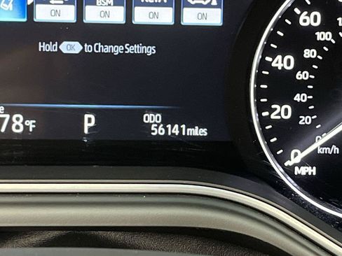 Used 2020 Toyota Avalon Limited w/ Advanced Safety Package FWD image 16