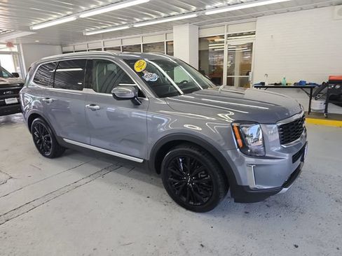 Used 2022 Kia Telluride SX w/ SX Prestige Package AWD/4WD image 6