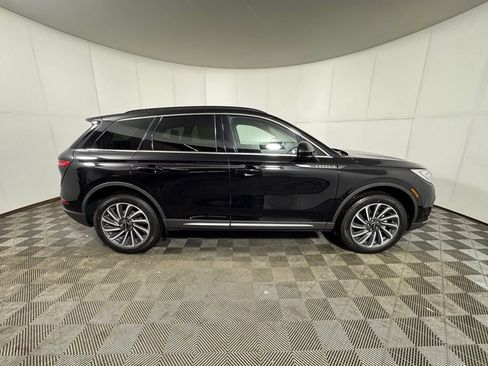 New 2026 Lincoln Corsair Premiere image 6