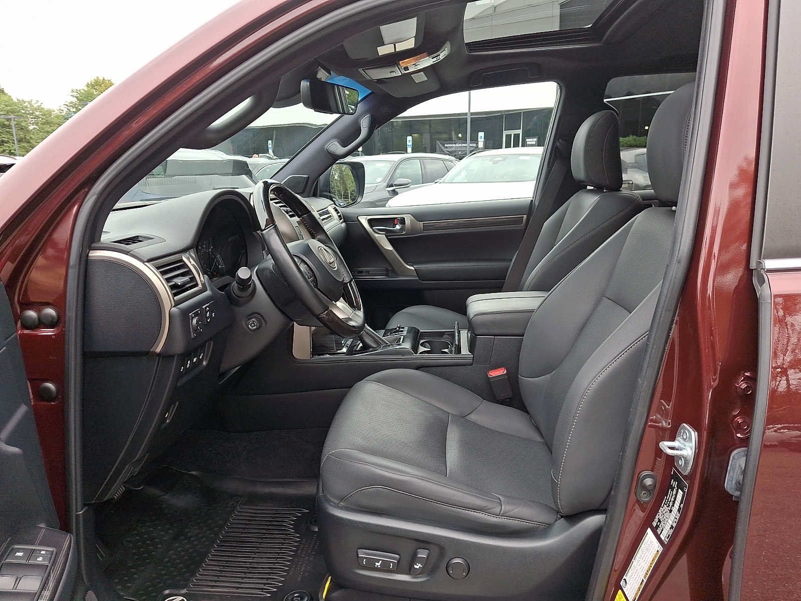 Used 2021 Lexus GX 460 Premium w/ Premium Package AWD/4WD image 14