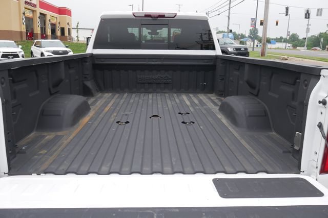 Used 2022 Chevrolet Silverado 3500 High Country AWD/4WD image 11