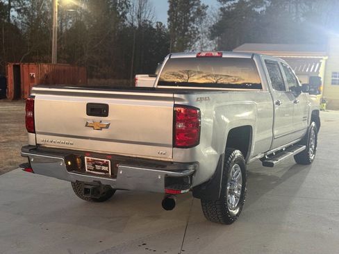 Used 2018 Chevrolet Silverado 3500 LTZ w/ Duramax Plus Package image 6