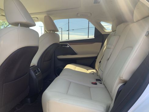 Used 2020 Lexus RX 450h AWD w/ Premium Package image 32