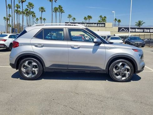 Used 2023 Hyundai Venue SEL FWD image 33