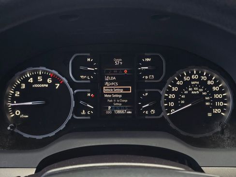 Used 2019 Toyota Tundra SR5 w/ SR5 Upgrade Package image 29