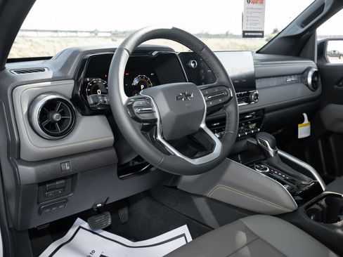 New 2026 Chevrolet Colorado ZR2 w/ Off-Road Front Bumper Package image 18