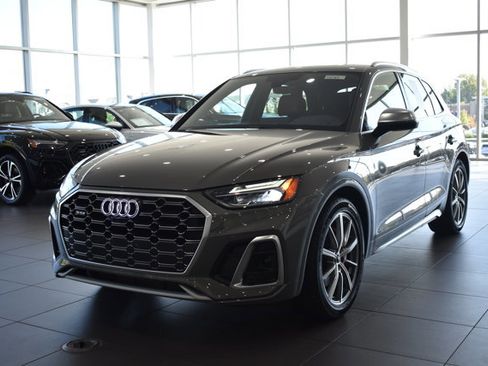 Certified 2025 Audi SQ5 Premium Plus w/ Premium Plus Package image 9