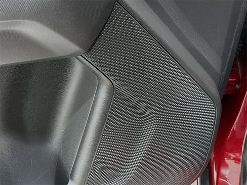 Used 2024 GMC Canyon Elevation w/ Convenience Package image 19