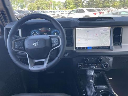 New 2026 Ford Bronco Outer Banks AWD/4WD image 10