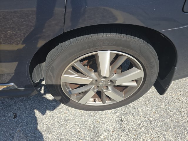 Used 2015 Nissan Pathfinder Platinum FWD image 29