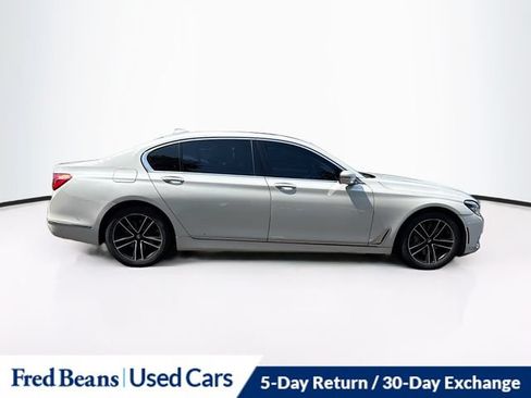 Used 2017 BMW 750i xDrive AWD/4WD image 12