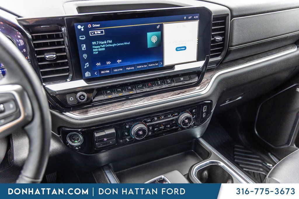 Used 2025 Chevrolet Silverado 1500 LTZ AWD/4WD image 8