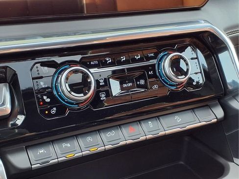 New 2026 GMC Sierra 1500 Denali Ultimate AWD/4WD image 8