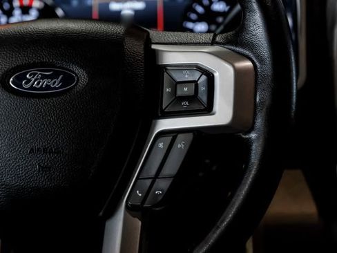 Used 2020 Ford F350 Lariat w/ Lariat Value Package AWD/4WD image 16