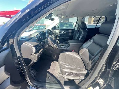 Used 2020 Chevrolet Traverse LT FWD image 14