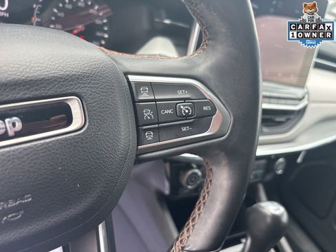 Certified 2022 Jeep Compass Limited image 18