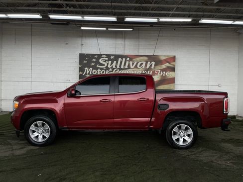 Used 2017 GMC Canyon SLE w/ SLE Convenience Package image 2