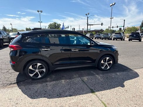 Used 2016 Hyundai Tucson Limited w/ Option Group 03 AWD/4WD image 10