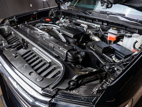 Used 2025 Chevrolet Silverado 2500 High Country w/ High Country Premium Package image 40