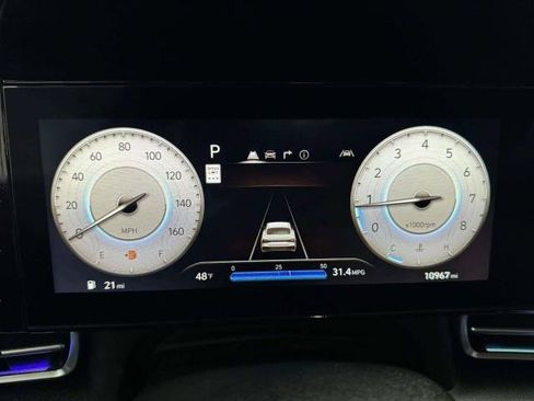 Used 2024 Hyundai Elantra SEL FWD image 30