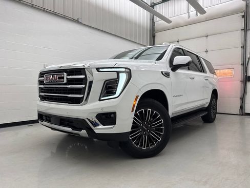 New 2026 GMC Yukon XL Elevation w/ Elevation Premium Package AWD/4WD image 3
