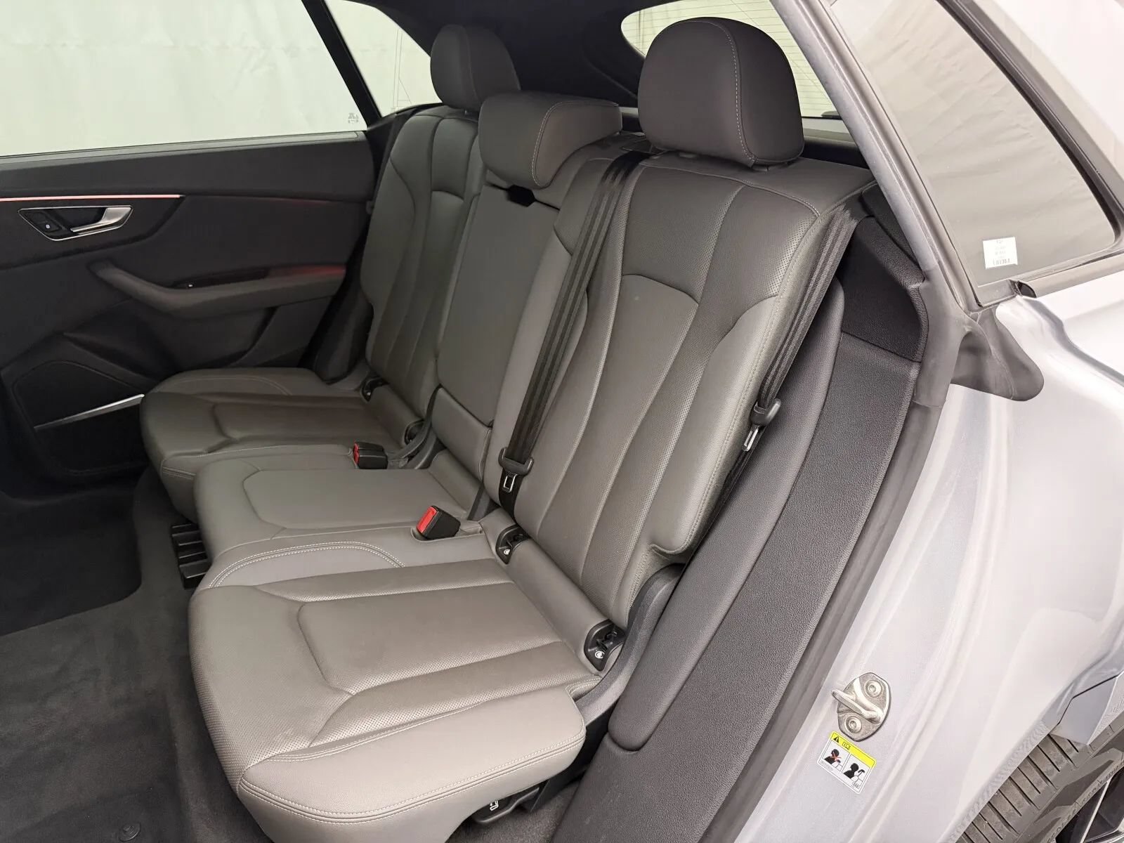 Used 2019 Audi Q8 Prestige AWD/4WD image 38