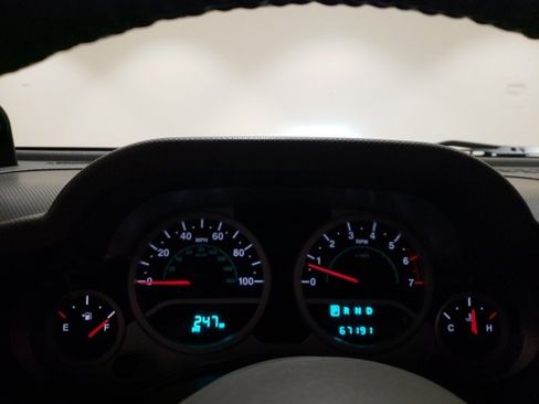 Used 2007 Jeep Wrangler Unlimited Sahara w/ Trailer Tow Group image 15