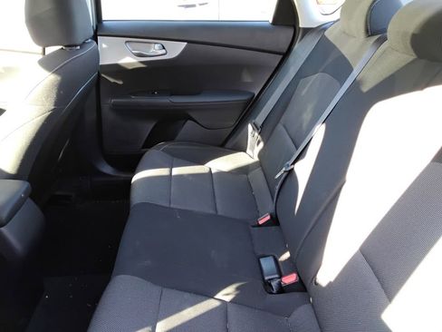 Used 2024 Kia Forte LXS w/ LXS Technology Package FWD image 11