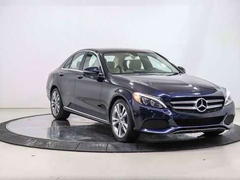 Used 2017 Mercedes-Benz C 300 Sedan image 5