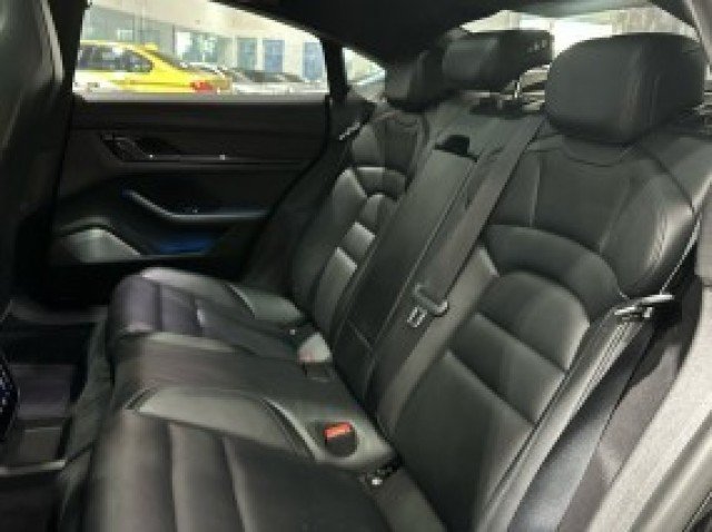 Used 2020 Porsche Taycan Turbo S w/ Premium Package AWD/4WD image 28