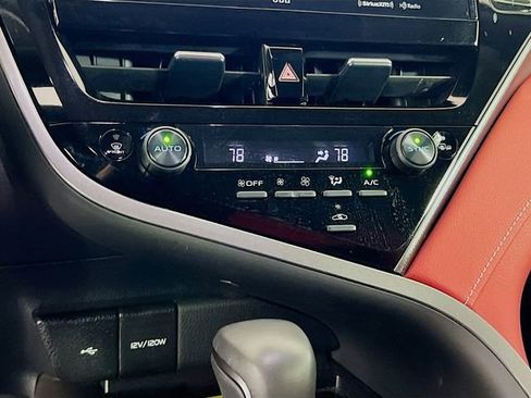 Used 2024 Toyota Camry XSE w/ Navigation Package image 15