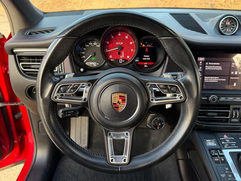 Used 2020 Porsche Macan GTS w/ Sport Chrono Package image 16