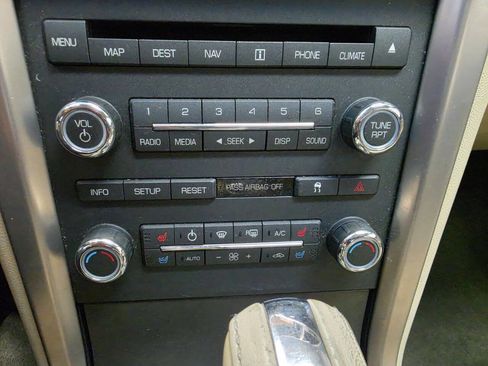Used 2010 Lincoln MKZ FWD image 19