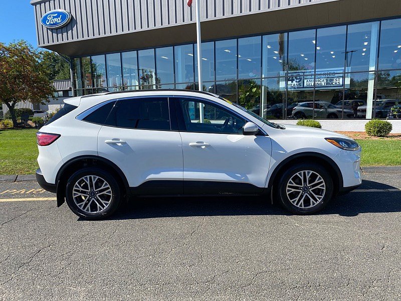 Certified 2021 Ford Escape SEL w/ Technology Package AWD/4WD image 5