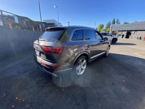 Used 2019 Audi Q7 3.0T Prestige w/ Prestige Package AWD/4WD image 6