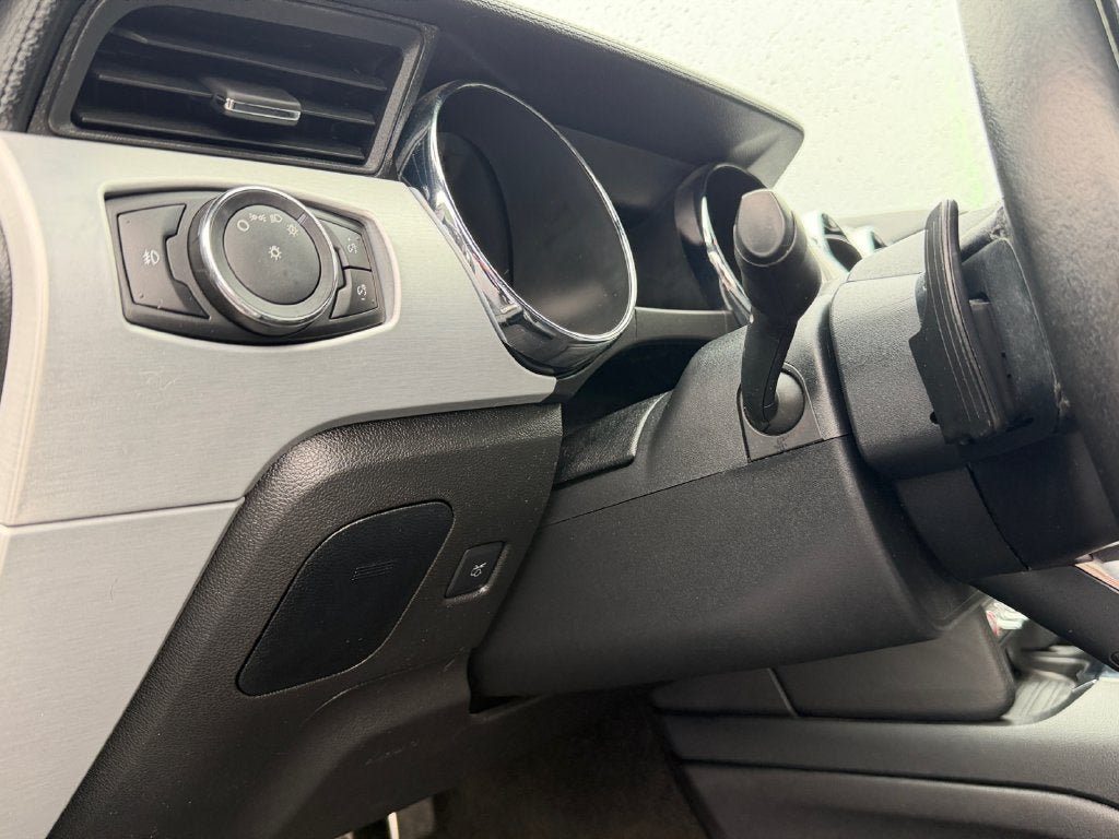 Used 2016 Ford Mustang Premium RWD image 20
