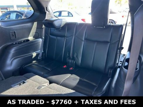 Used 2018 Nissan Pathfinder SL w/ Midnight Edition Package image 16