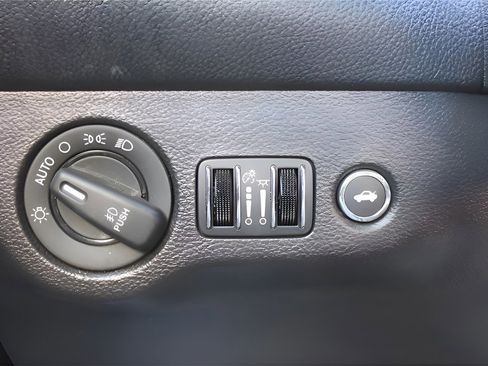 Used 2021 Dodge Challenger SXT w/ Blacktop Package image 12