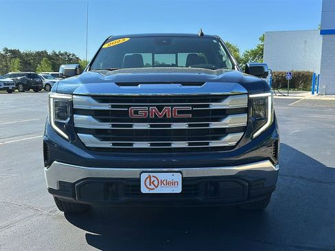 Used 2023 GMC Sierra 1500 SLE w/ Preferred Package AWD/4WD image 2