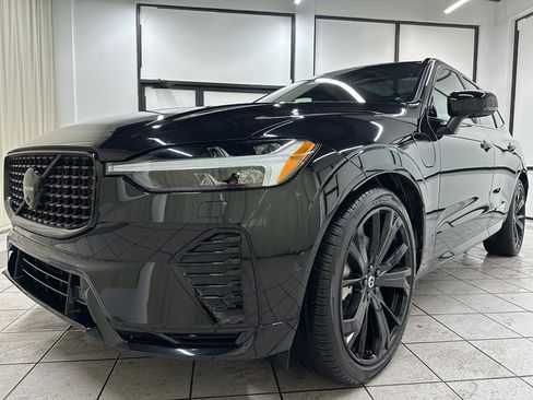 Used 2024 Volvo XC60 T8 Ultimate w/ Protection Package Premier image 11