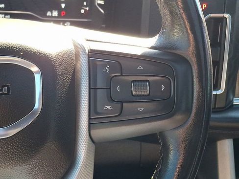 Used 2022 GMC Yukon XL Denali image 23