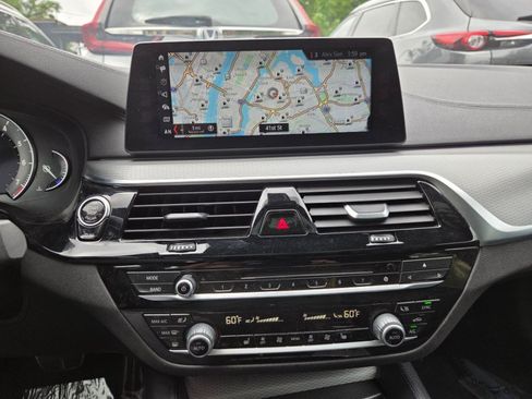 Used 2018 BMW 540i xDrive AWD/4WD image 9
